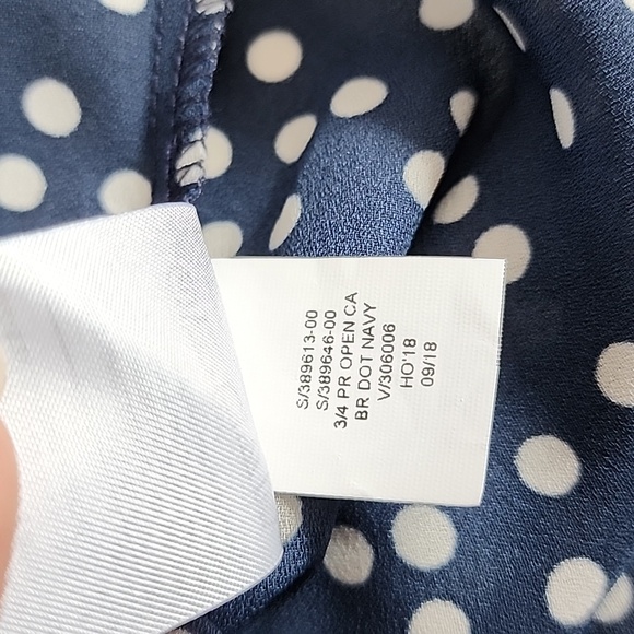 Banana Republic Factory Dot Print Split Sleeve Blouse/ XS - Picture 7 of 14
